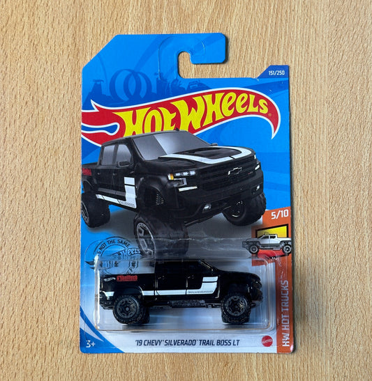 Hot Wheels '19 Chevy Silverado Trail Boss LT GHF49